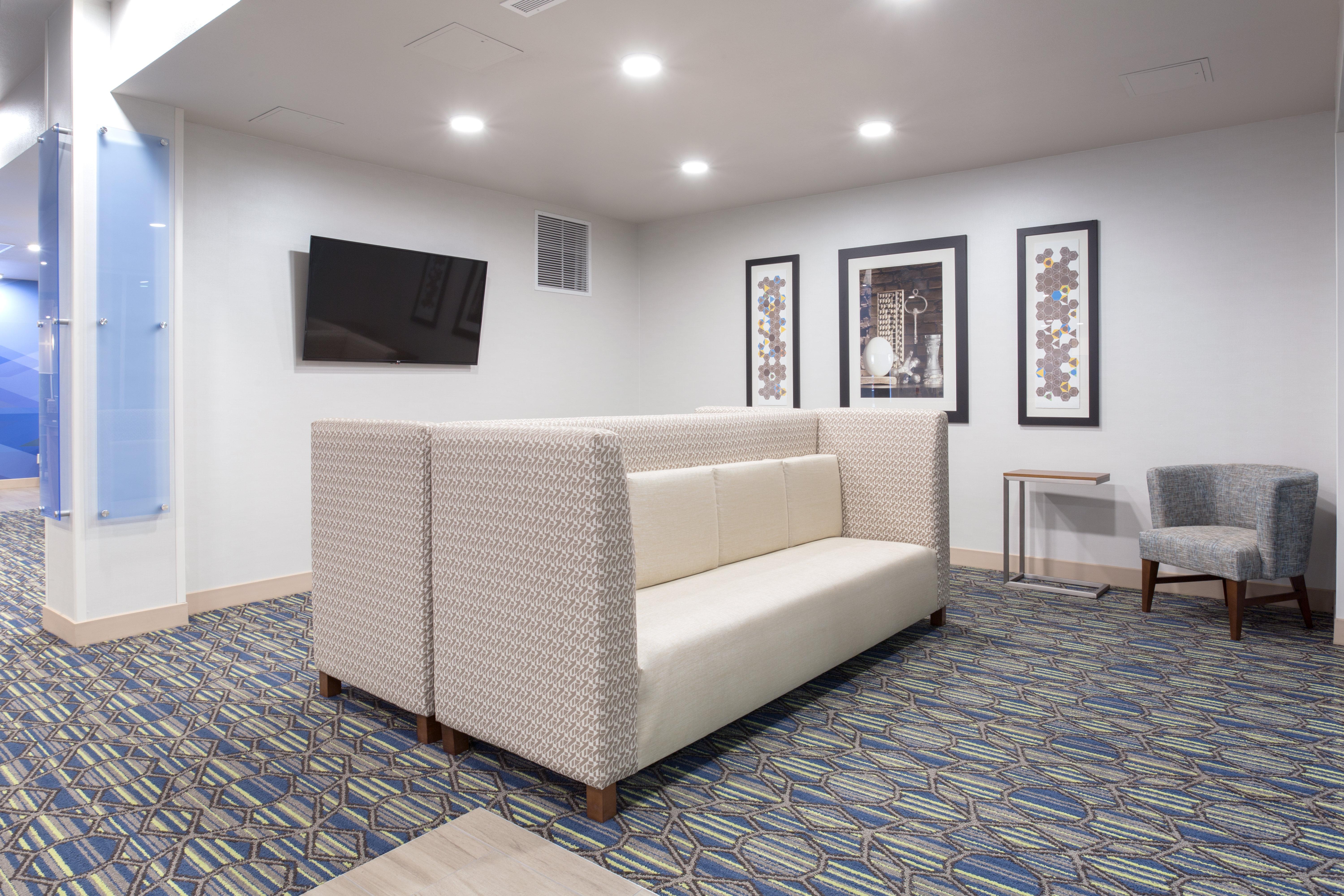 Holiday Inn Express & Suites Lincoln I - 80 By Ihg Zewnętrze zdjęcie