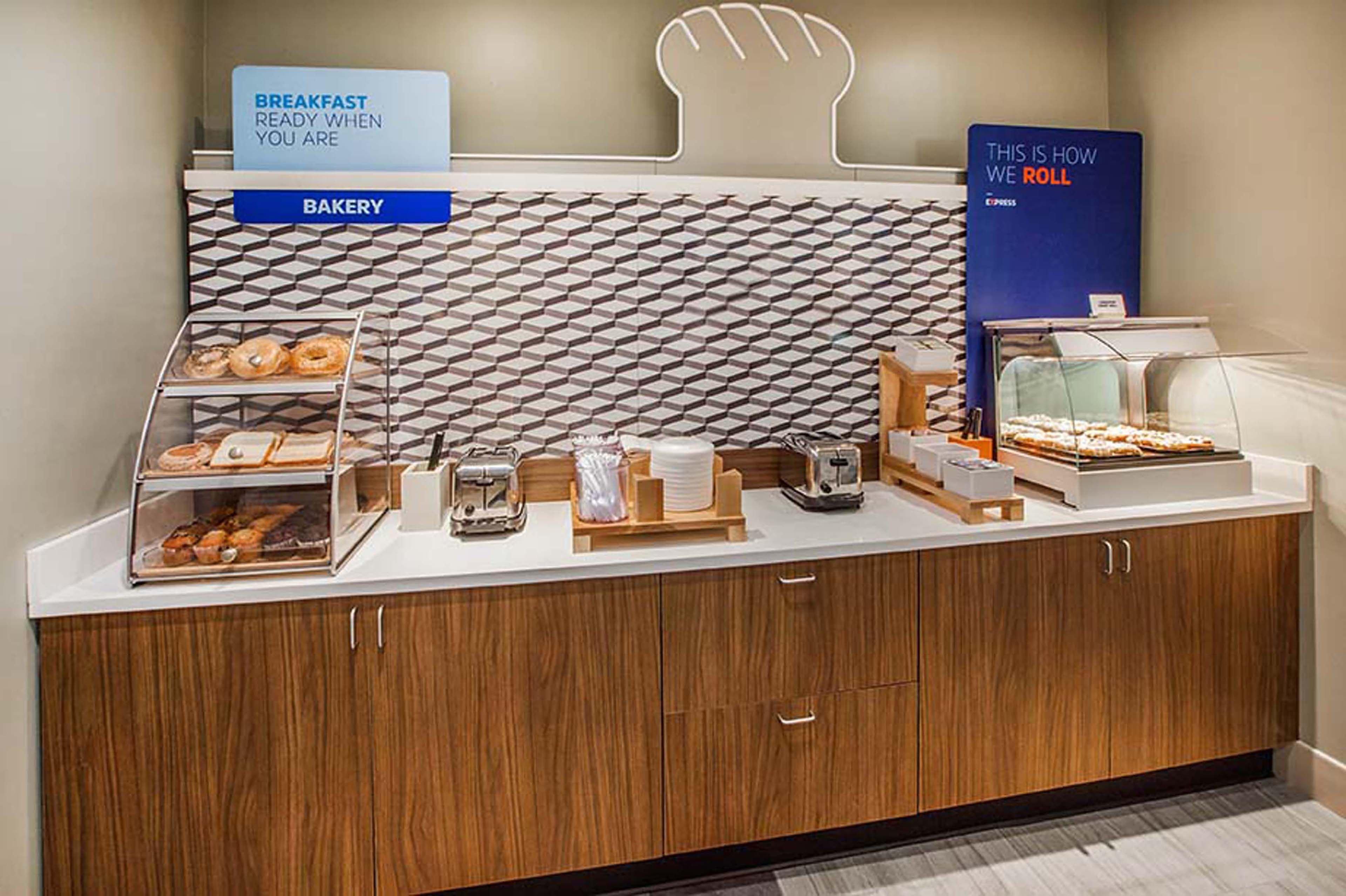 Holiday Inn Express & Suites Lincoln I - 80 By Ihg Zewnętrze zdjęcie